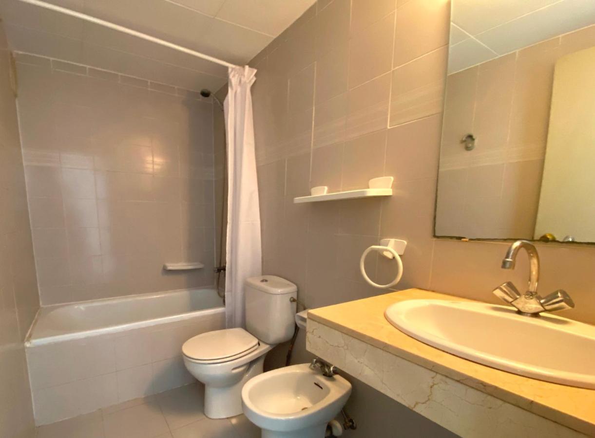 Apartamentos Amatista Салоу Экстерьер фото