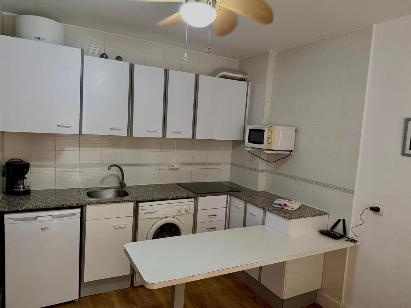Apartamentos Amatista Салоу Экстерьер фото