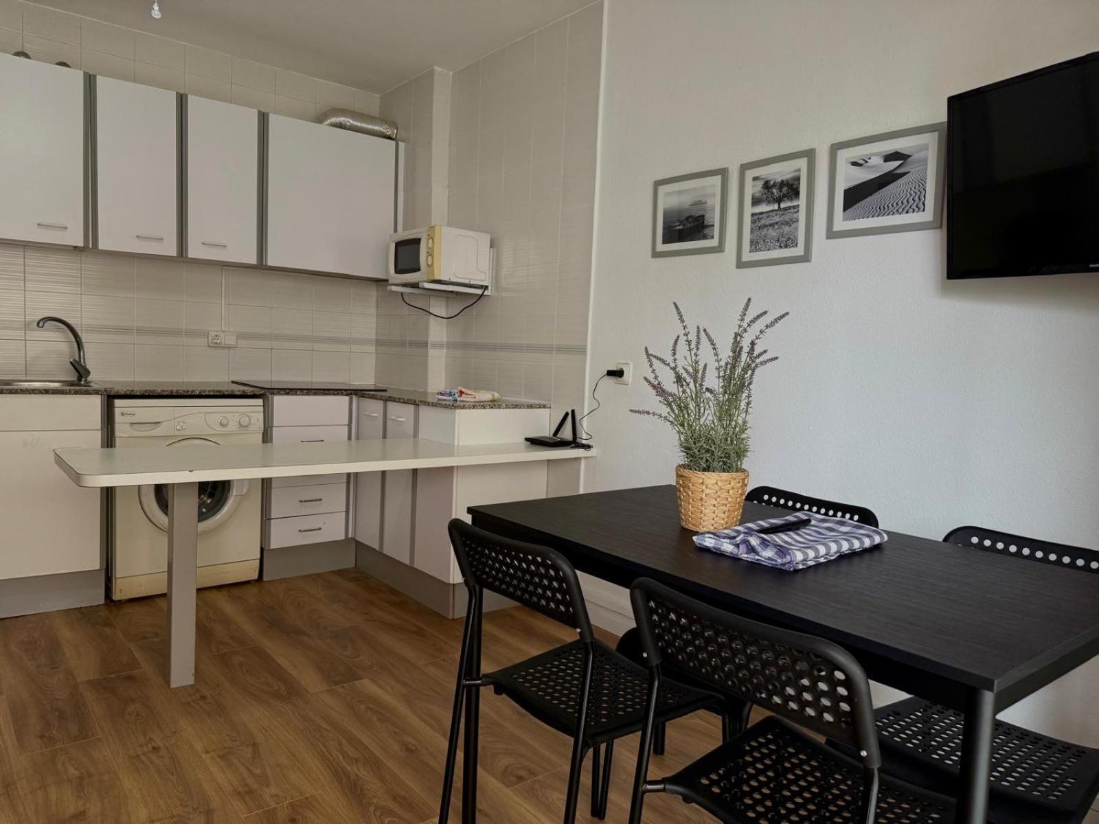 Apartamentos Amatista Салоу Экстерьер фото